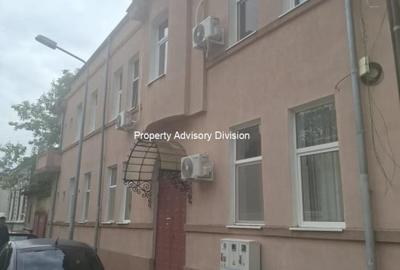 Casă cu 4 camere cu Teren 143 Mp în Unirii