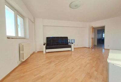 13 SEPTEMBRIE | DR. SARII | c-tie 2000 - 8