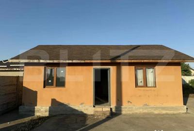 Casă cu 2 camere cu Teren 481 Mp în Malu Mare - 13