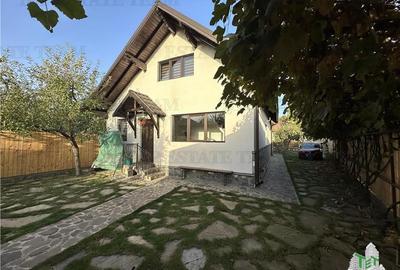 Vila cocheta  de vanzare 5 camere cu 436 mp teren si toate utilitatile, mobilata - 2
