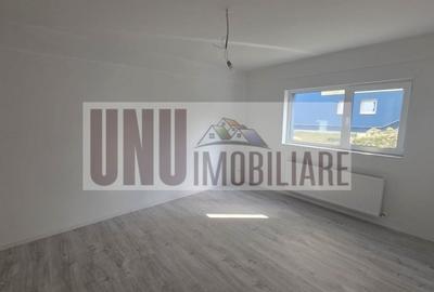 Garsonieră decomandată în Bucium - 2