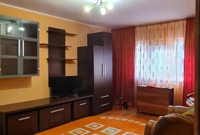 Apartament cu 2 camere decomandat în Central - 1