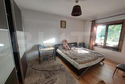 Casă individuală cu 8 camere cu Canalizare în Săcele - 15