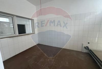 Spatiu comercial 200mp in zona Brailei - 4