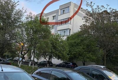 Apartament cu 3 camere decomandat în Tineretului - 12