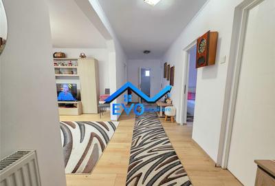 Casa de inchiriat, 2 dormitoare , curte 500 mp , Uricani-Mir - 1