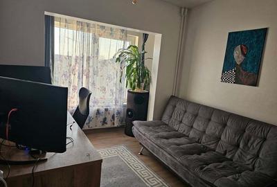 PROPRIETAR ap 4 cam Soarelui et 2 - 3