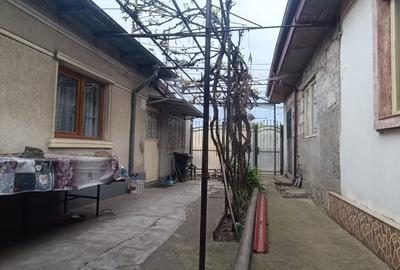 Casă cu 5 camere cu Canalizare în Inel II - 4