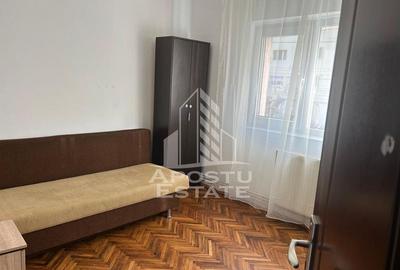 Apartament cu 3 camere semidecomandat în Dâmbovița - 3