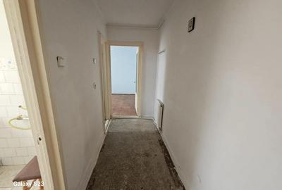 Apartament cu 2 camere decomandat în Dărmănești - 1