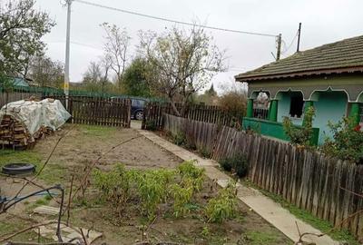 Casă cu 3 camere în Făcăeni - 8