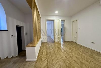 Vila Interbelica Restaurata | Pretabil Birouri - Showroom - 2