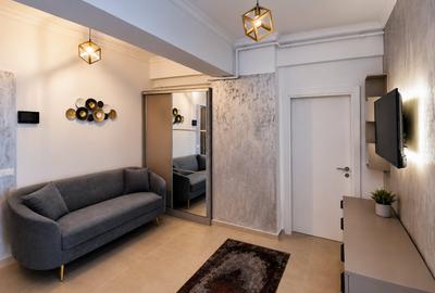 Apartament cu 3 camere semidecomandat în Kamsas