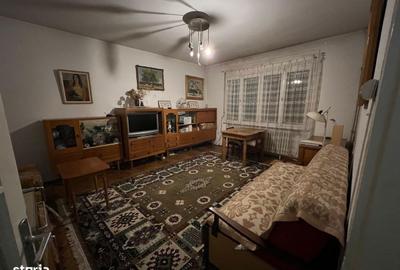 Casă cu 5 camere cu Teren 483 Mp în Progresul