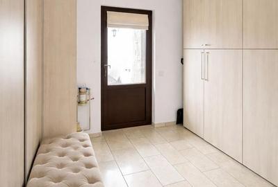 Apartament cu 3 camere în Central - 3