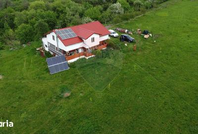 Casă cu 4 camere cu Teren 57600 Mp în Zimbor - 15