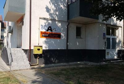 Spațiu comercial, de 51 mp, în Central - 4