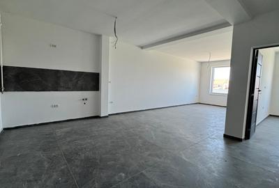 Apartament cu 2 camere semidecomandat în Giroc