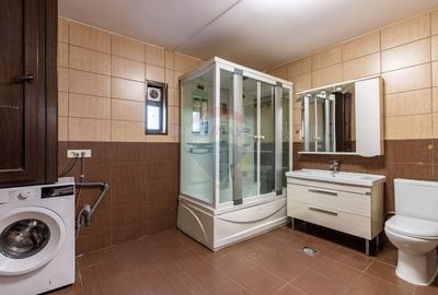 Spațiu comercial, de 374 mp, în Central - 16