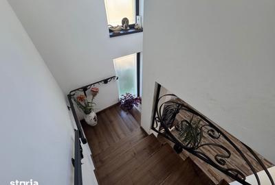 Casă cu 4 camere cu Teren 500 Mp în Poplaca - 12