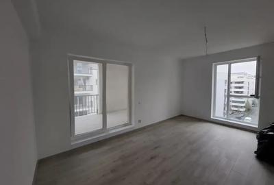 Apartament cu 3 camere decomandat în Theodor Pallady