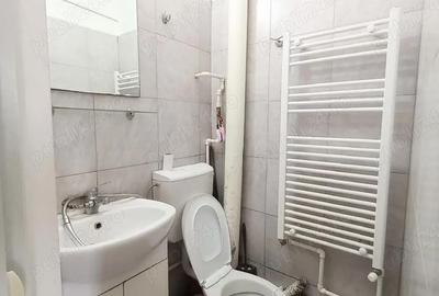 Garsonieră decomandată în Războieni - 4