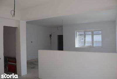 Casă cu 3 camere decomandat cu Teren 325 Mp în Central - 8