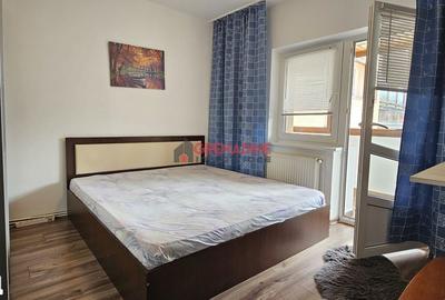 Apartament cu 3 camere decomandat, mobilat în Valea Cetății