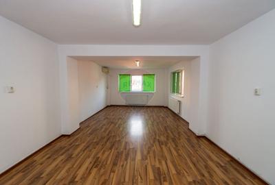 Vila de inchiriat, nemobilata, multifunctionala,  Aparatorii Patriei - 5