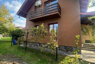 Casă cu 5 camere cu Teren 1200 Mp în Central - 2