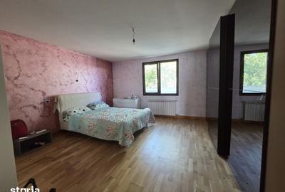 Casă cu 4 camere cu Teren 1118 Mp în Pufești - 14