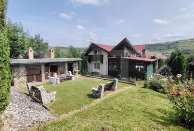 Casă cu 5 camere cu Teren 1090 Mp în Târnăveni - 16