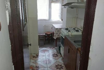 Garsonieră decomandată în Central - 2