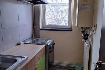 Apartament cu 2 camere semidecomandat în Central - 1