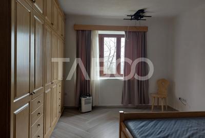 Casă cu 2 camere decomandat cu Canalizare în Cisnădioara - 5