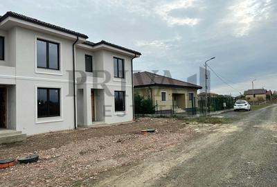 Casă cu 3 camere cu Canalizare în Calea Urseni