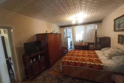Apartament de vanzare 2 camere - Cugir - 54mp utili - 3
