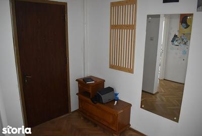 Apartament cu 3 camere în Nufărul - 3