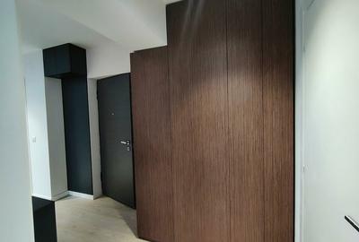 Zona Pădurii Băneasa:Apartament 3 Camere - 6