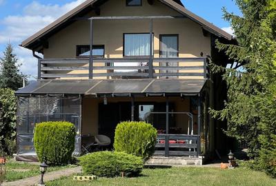 Casă individuală cu 6 camere cu Teren 1600 Mp în Brebu - 1