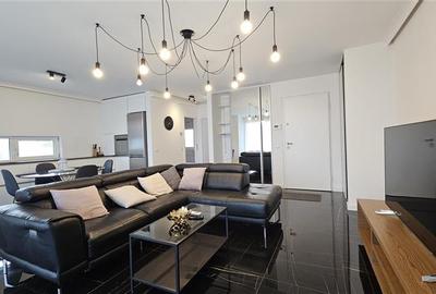 Apartament cu 2 camere semidecomandat, mobilat în Gruia - 2