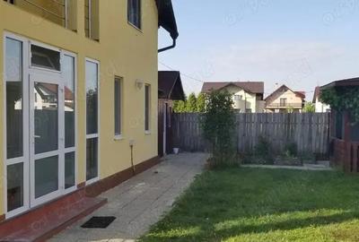 Casa Stupini complet mobilata, curte proprie cu foisor - 6