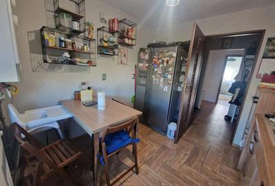 Apartament cu 4 camere decomandat în Central - 8