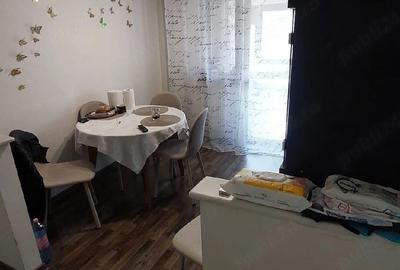 Apartament cu 3 camere decomandat în Gării