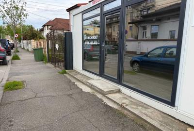 Spațiu comercial, în Ultracentral - 1