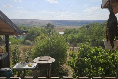 Casa 3 camere, bucatarie, baie, beci si teren 4600 mp, panouri solare, Mastacani - 5