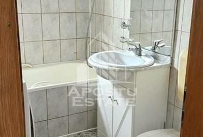 Apartament cu 3 camere, in Zona Fortuna, Arad. - 13
