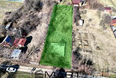 Teren de 1110 mp, în Central