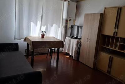 Garsonieră decomandată în Central - 4