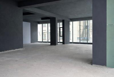 Spațiu comercial, de 165 mp, în Decebal